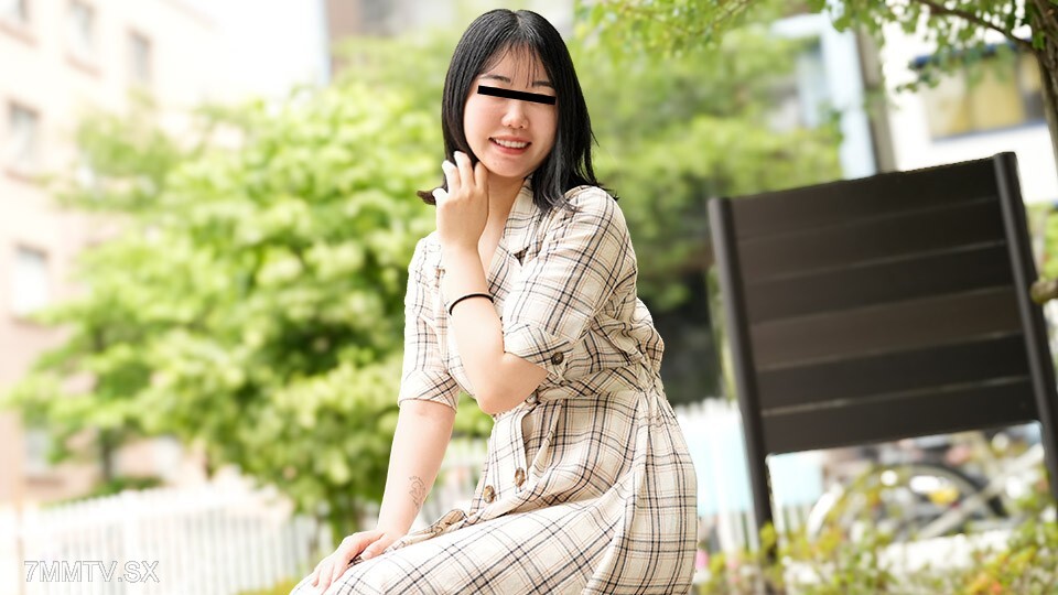 唾液和愛液的混合！人妻濃厚的PtoM性交！荒川美枝
