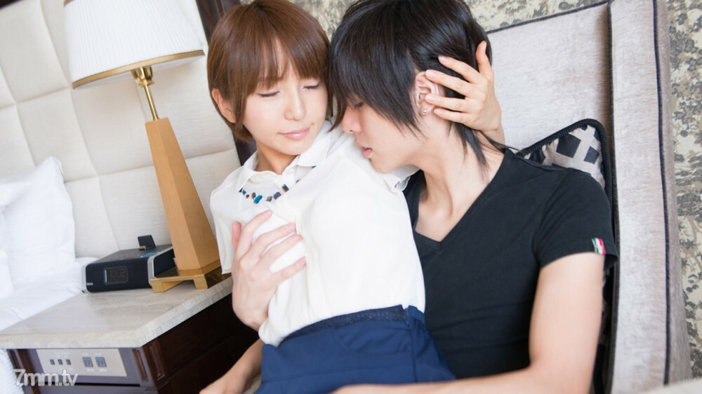 326-AYUMI-01 害羞的女孩攻擊的H/Ayumi