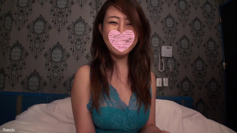 ☆첫 촬영 ☆완전 표정☆그라비아 모델 수준의 섹시한 다이너마이트 미녀가 스케스케 알몸 앞치마 코스프레로 느낌 마구리☆에로 에로 SEX로 질 안쪽에 대량 발사! ! 【특전 첨부】