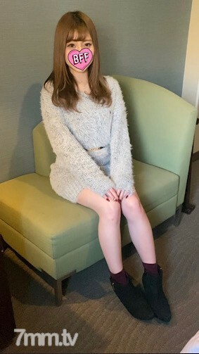 【初回割引】バチイケ美女りせちゃんとプライベート濃厚ハメ撮り❤︎【レビュー特典は海外版】手コキフェラ口内射精→ギャルによるガニ股クイ打ち騎乗位がぐうシコ