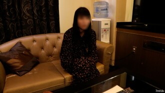 【개인 촬영 × 유부녀 NTR】 남편 이외의 남자를 모르는 수수 아내가 부끄러운 속옷을 입고 쾌활한 흑인 솔저에 규격 밖의 데카 마라를 부티 들어가 듬뿍 질 내 사정되어 버렸습니다. ※본편 표정
