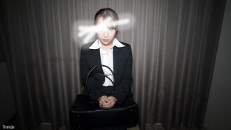 【モ無し】Gカップ美乳のコネ就活生を下半身面接→いやがりつつも何度も絶頂する極上セックスマシーンを中出しで即採用！ 態度は悪いが感度はよろしいJDは取引先の元愛人ｗ 人事はつらいよ