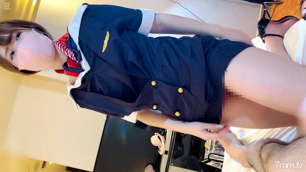 【개인 촬영】20세 색백한 미인 CA 지망의 JD♡ ～파○활 초보자의 질 안쪽에 무허가 질 내 사정～