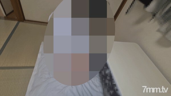 【개인 촬영】 친구의 선배에게 날씬한 미인 아내를 빼앗겨 남편의 눈앞에서 질 내 사정 불륜 POV