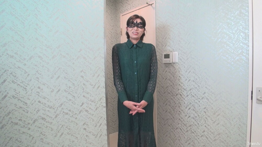 【初撮り】美しすぎる６５歳の美熟女に生中出し☆元助産師　スタイル抜群の人妻にセックス中に旦那に電話させて中出し　「６５歳ですが、もう一回、女として輝きたいです」【個人撮影】高画質ZIP付