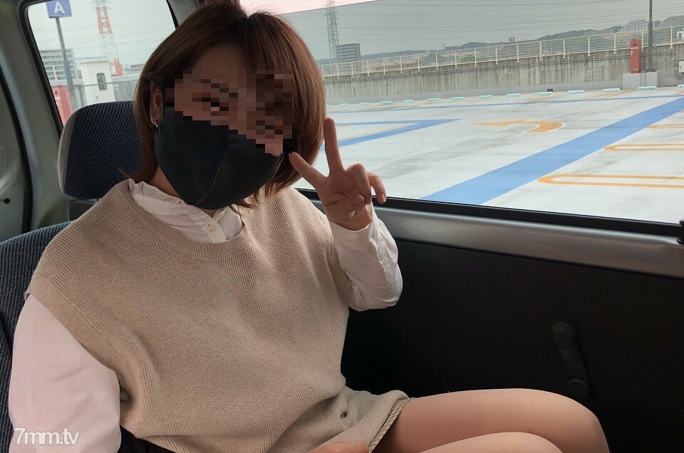 차내에서 페라 강습 & 연습대가 되면, 너무 지나치게 기분이 들고, 확실히 대량 구내 발사→정액☆23세 걸의 리사 짱