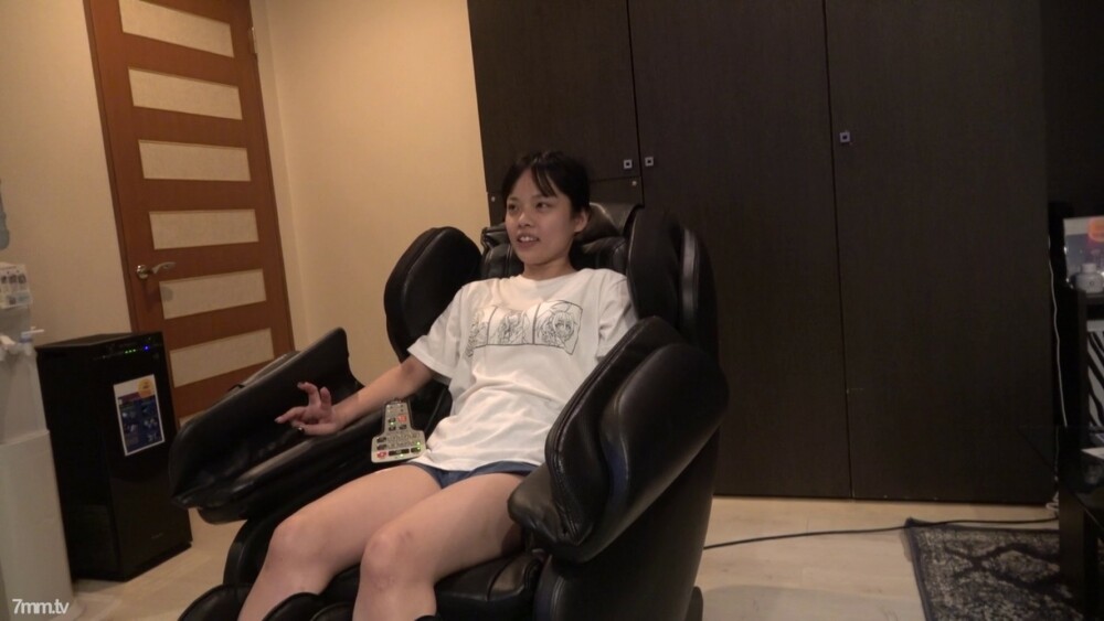 【4K】완전 아마추어 개인 촬영 초로리 딸 대학생 아리카 20세 part5 유니폼 코스프레 2