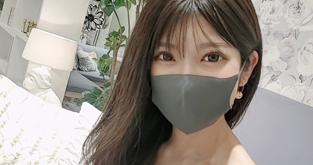 첫 촬영! ! 개수 한정!매혹의 Fcup미 큰 가슴 몸에 질 내 사정! ! 이렇게 이크라고는 생각하지 않았다···(페라 씬 얼굴 내밀기)