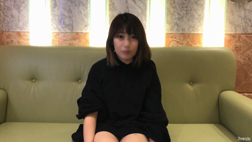 도내의 모 대학에 다니는 노리가 좋은 Gcup 미녀 대생. 경험 풍부한 지금 두근 딸의 농후 구강은 기절 필수→정액.