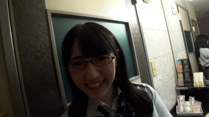 FC2-PPV-4797355 【Ami-chan / 私人拍攝】這位長得像Mayu的優等生興奮極了，她簡直就是個天使，居然能接受奶油派！