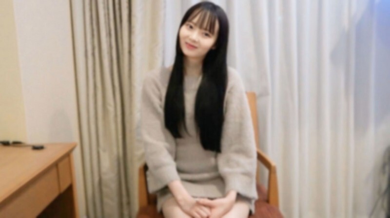 FC2-PPV-4891699 【無】（極致）純潔纖細的美人，擁有令人驚豔的美腿！超小的臉蛋和絲滑的黑髮，她的第一次吞嚥體驗！她驚豔的容貌和天然秀發令人嘆為觀止！吞嚥過程 *附贈：高清視頻