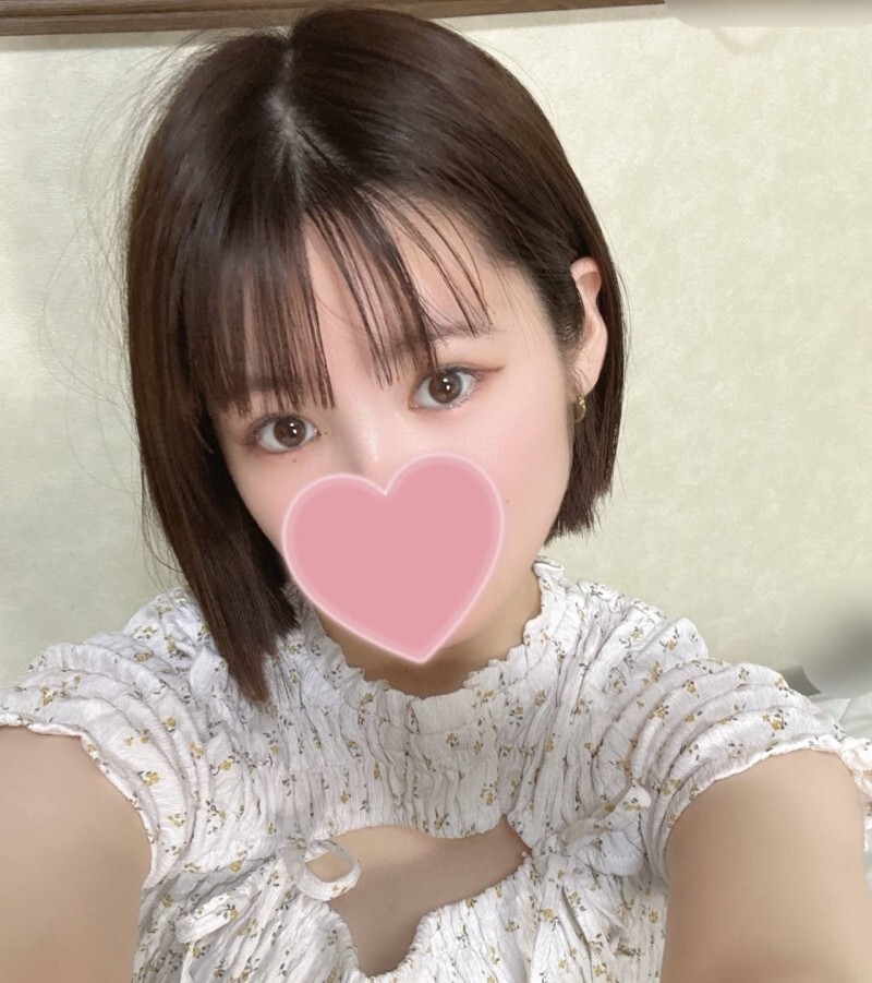 【완전 아마추어 & 첫 촬영】 귀엽고 부끄러워하는 19 세! 강하게 약하게 흐르는 채 인생 첫 질 내 사정 하메 ♡ 특전 있음