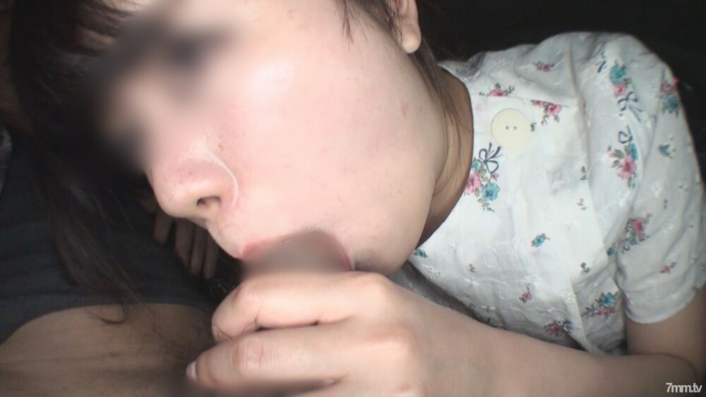 【없음】 파칭코에서 큰 패한 딸 재등장! 파칭코 가게의 주차장에서 차내 입으로로부터의 욕실 에치에 대흥분【리뷰 동영상 특전】