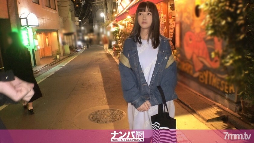 マジ軟派、初撮。 1461 寂しがり屋の19歳！上京して一人暮らしの心細さに付け込みナンパ成功！ロリ顔で可愛らしさ全開なのは最初だけ！チ〇ポをぶち込まれれば我を忘れてイキまくる！