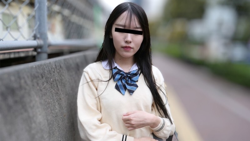 유니폼 딸을 기차로 장난 꾸러기 야마시타 모에카