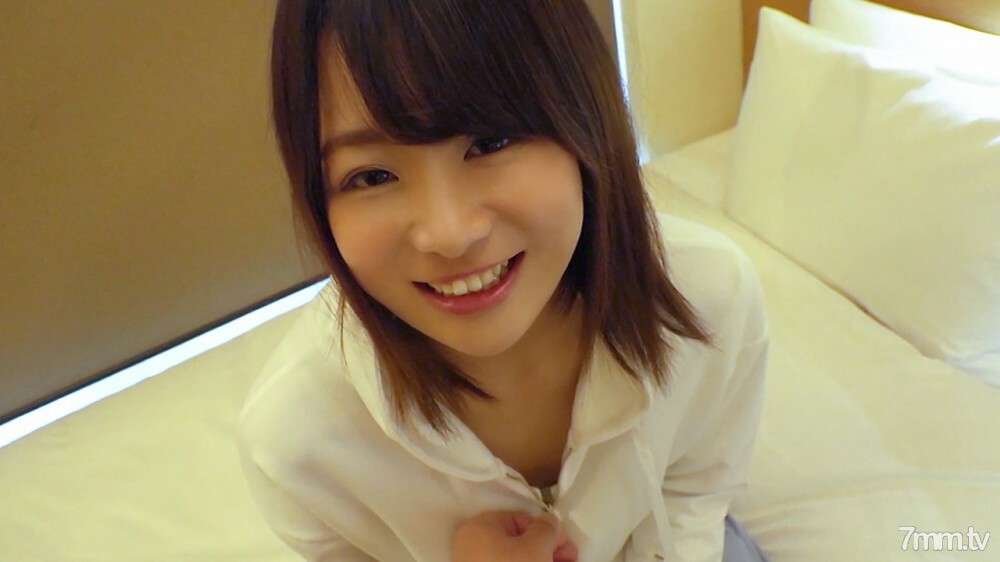 制服に着替えてコスプレハメ撮りＨ／Mio