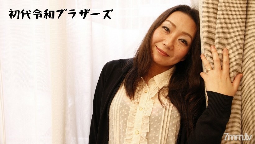 休日不倫を楽しむ家庭を持つ熟年カップル